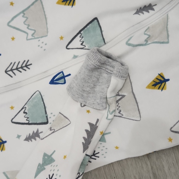 💕 Cloud Island baby pj's 💕 - Picture 2 of 6